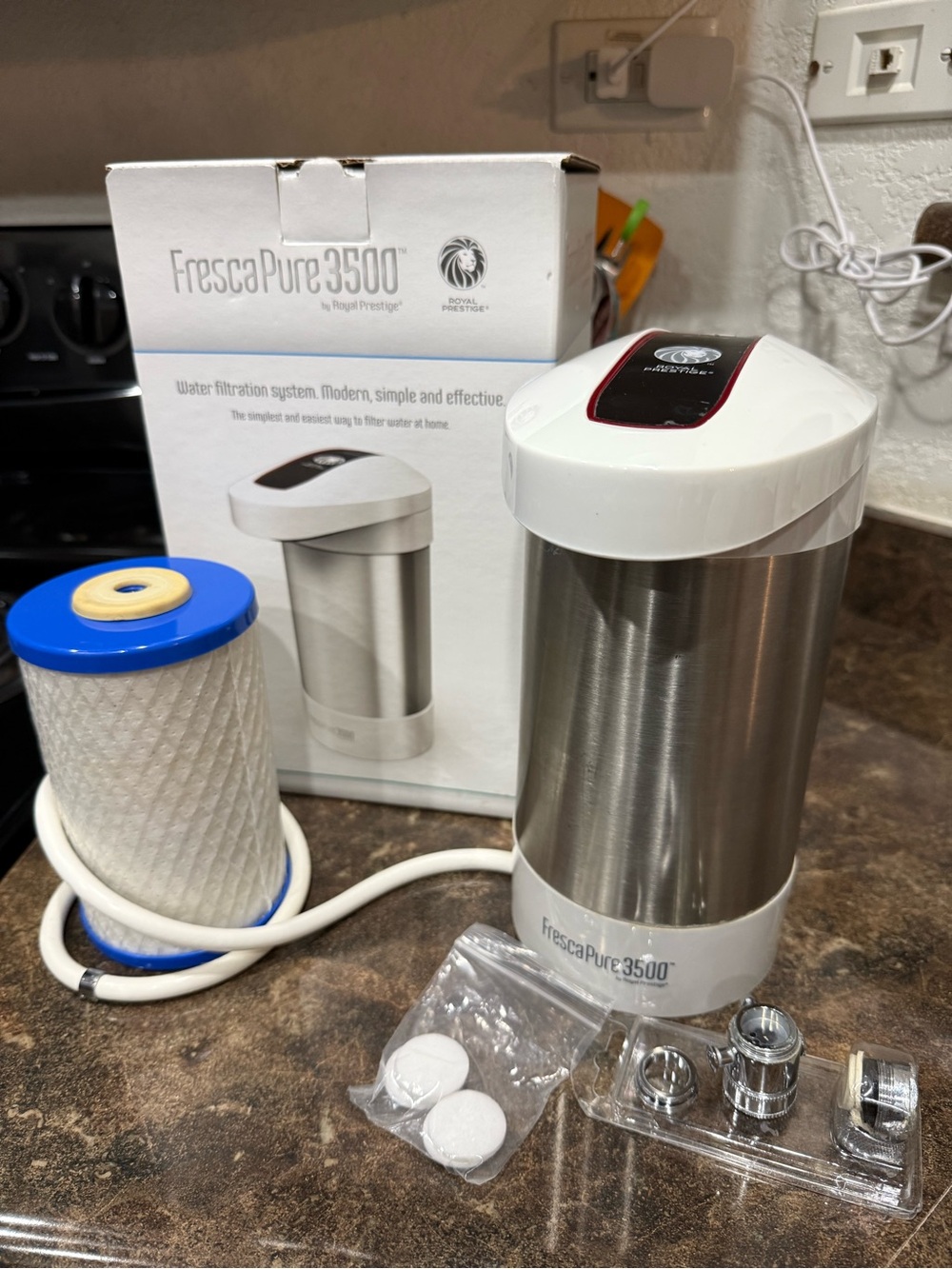 FrescaPure 3500 Countertop Water Filtration System - Stainless & White